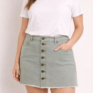 Sage Green Button-Front Denim Mini Skirt Raw Hem Casual Grunge Y2K Cottagecore